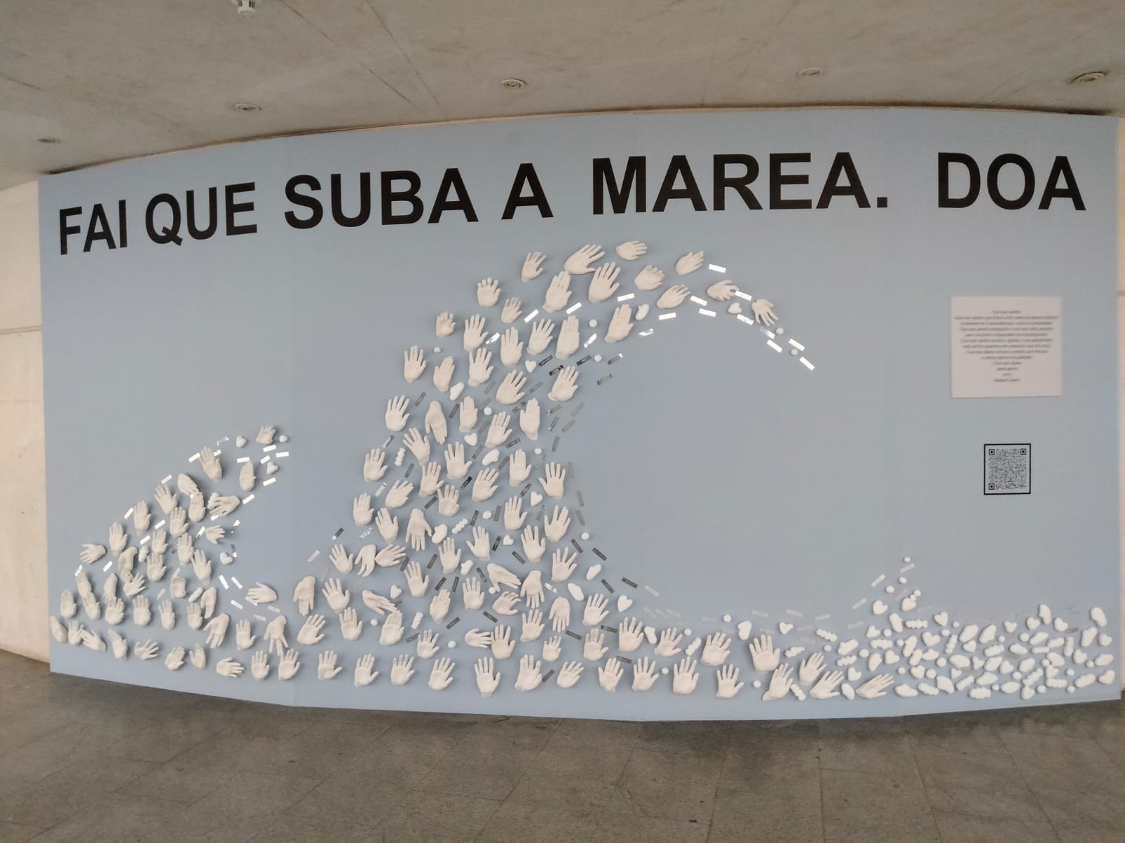 Visor Escultura do IES Ribeira do Louro, O Porriño, na sede do SERGAS