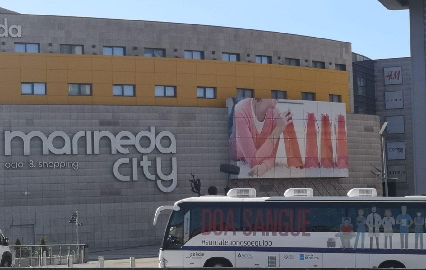 Visor Unidade móbil no centro comercial Marineda City