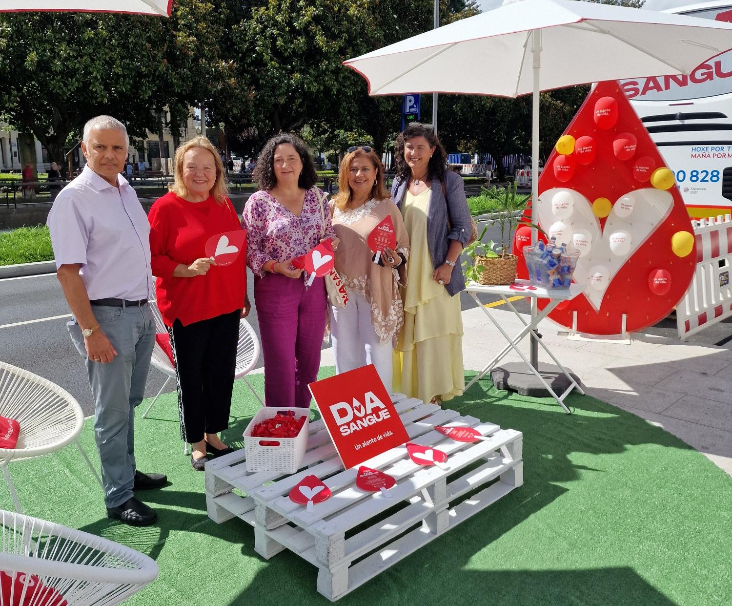 Visor A DELEGADA TERRITORAIL DA XUNTA NA CORUÑA VISITA A UNIDADE MÓBIL
